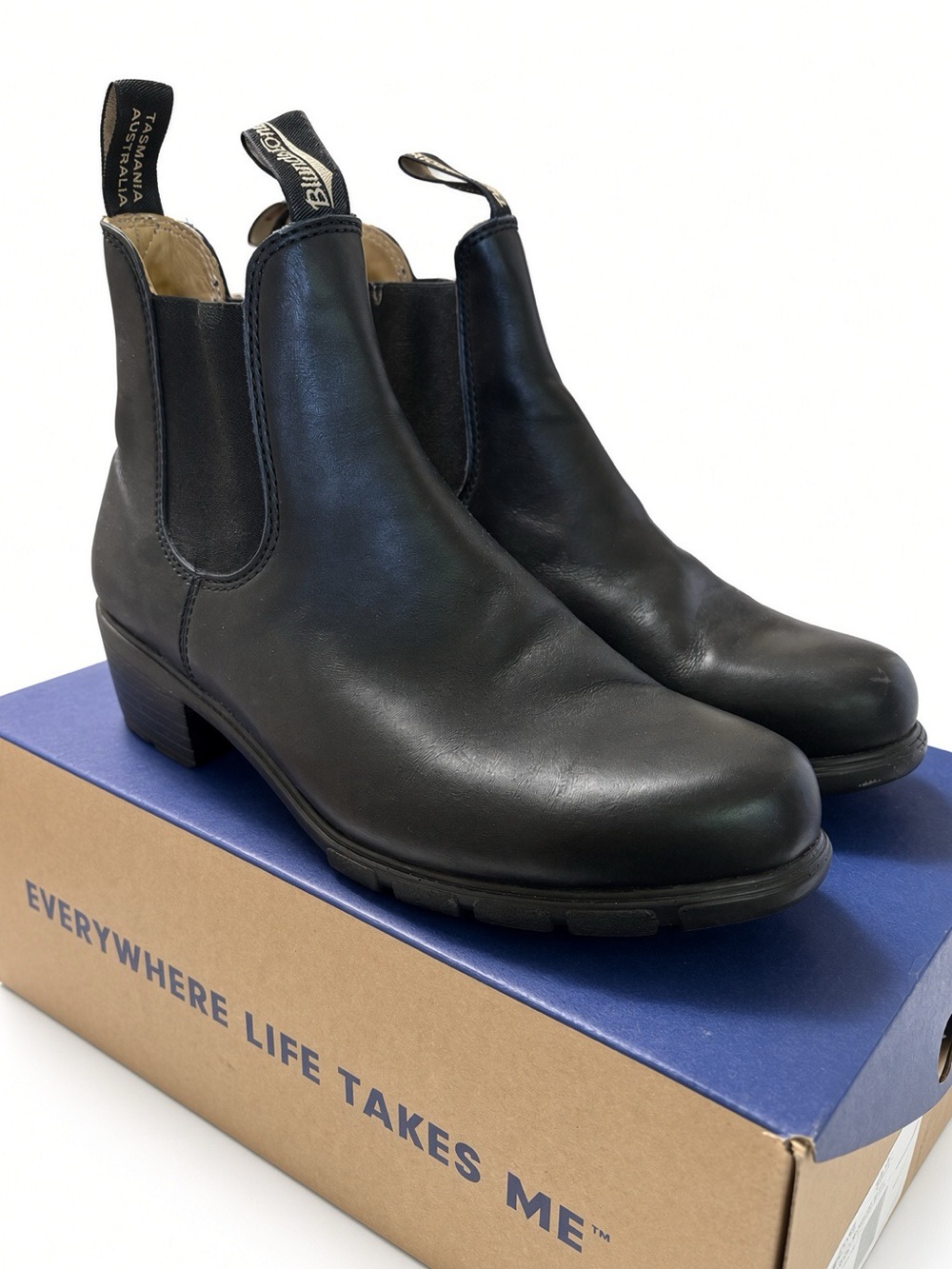 Blundstone 1671 Women’s Heeled Chelsea Boots Black Leather Size 11 Box